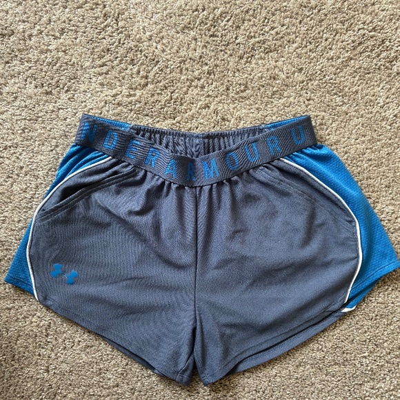 Women's Under Armour Play Up Colorblock Shorts Grayish Blue Size Small - Picture 1 of 4